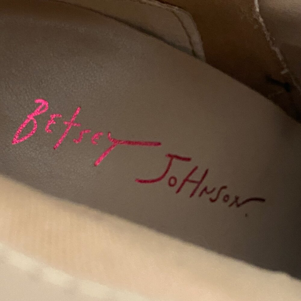 Betsey Johnson Idris Ankle Boots Sz 7.5 M NIB Black Suede Red Plaid - Picture 5 of 8